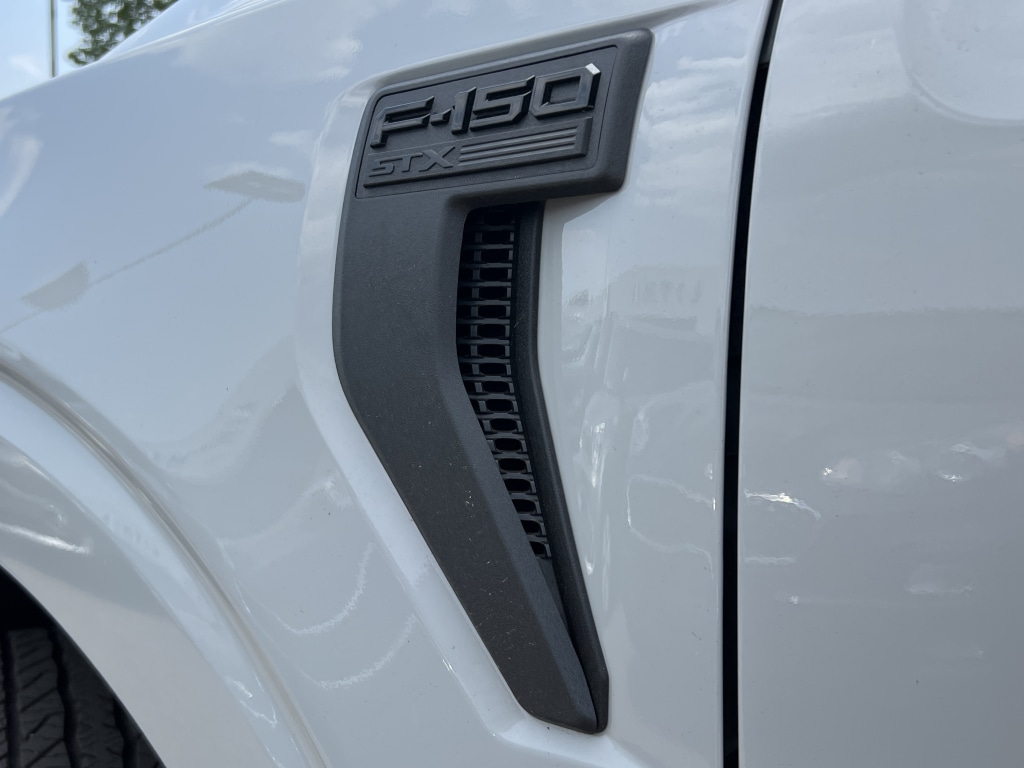 2024 Ford F-150 STX 28