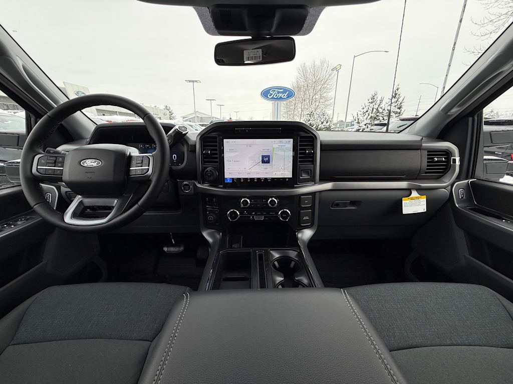 2025 Ford F-150 XLT 10