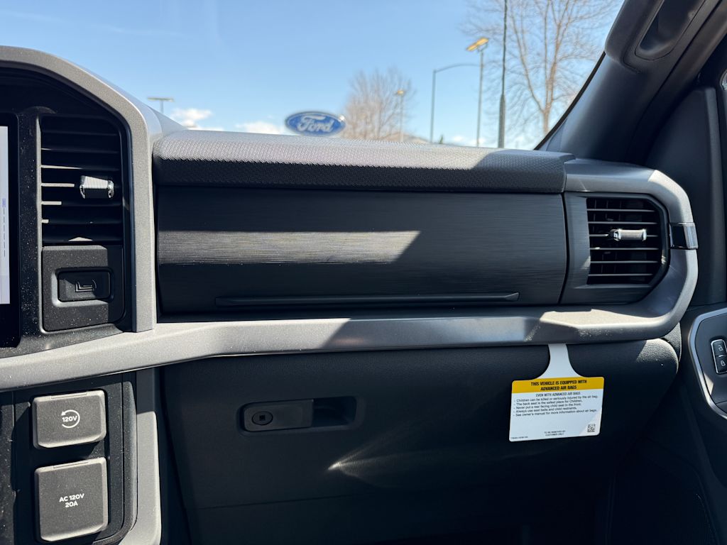 2025 Ford F-150 XLT 26