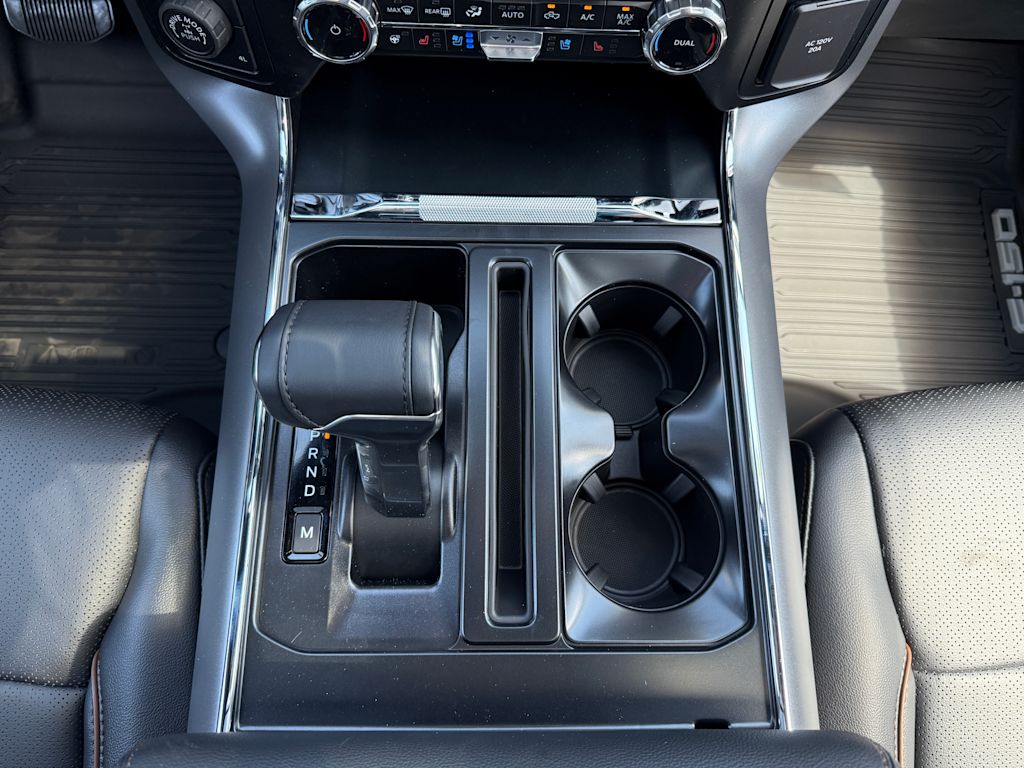 2025 Ford F-150 Lariat 14