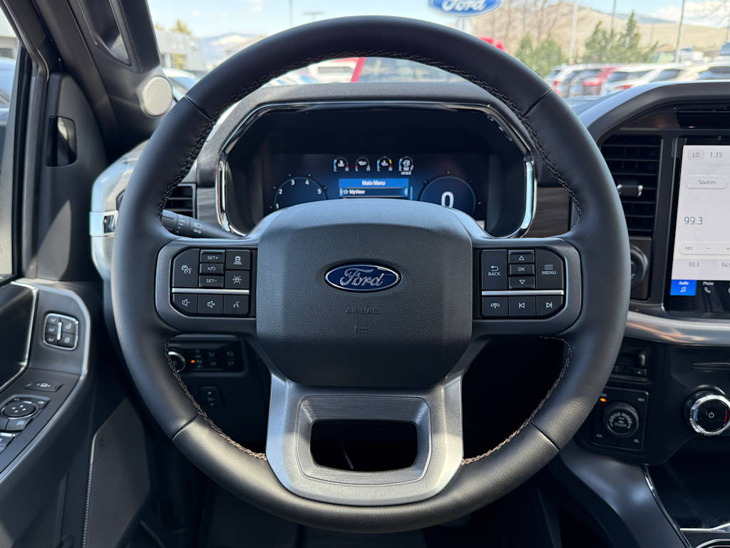 2025 Ford F-150 Lariat 8