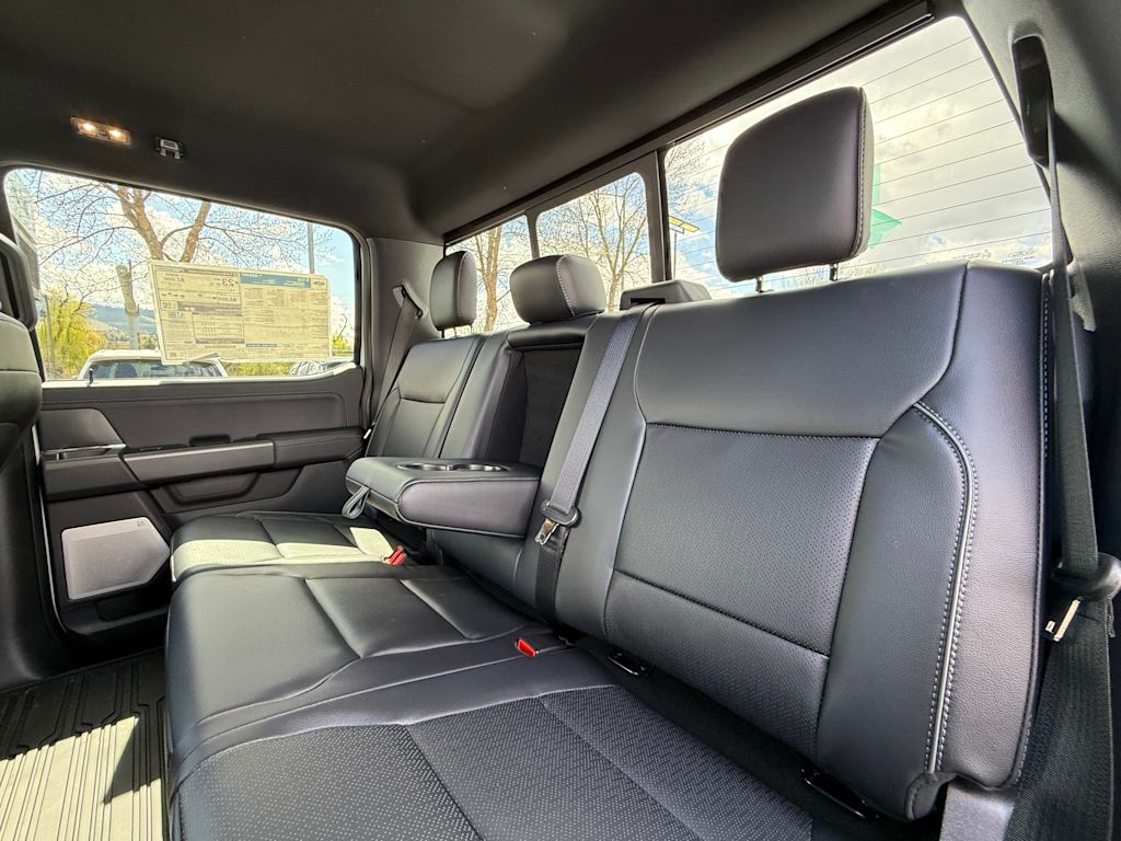 2025 Ford F-150 Lariat 31