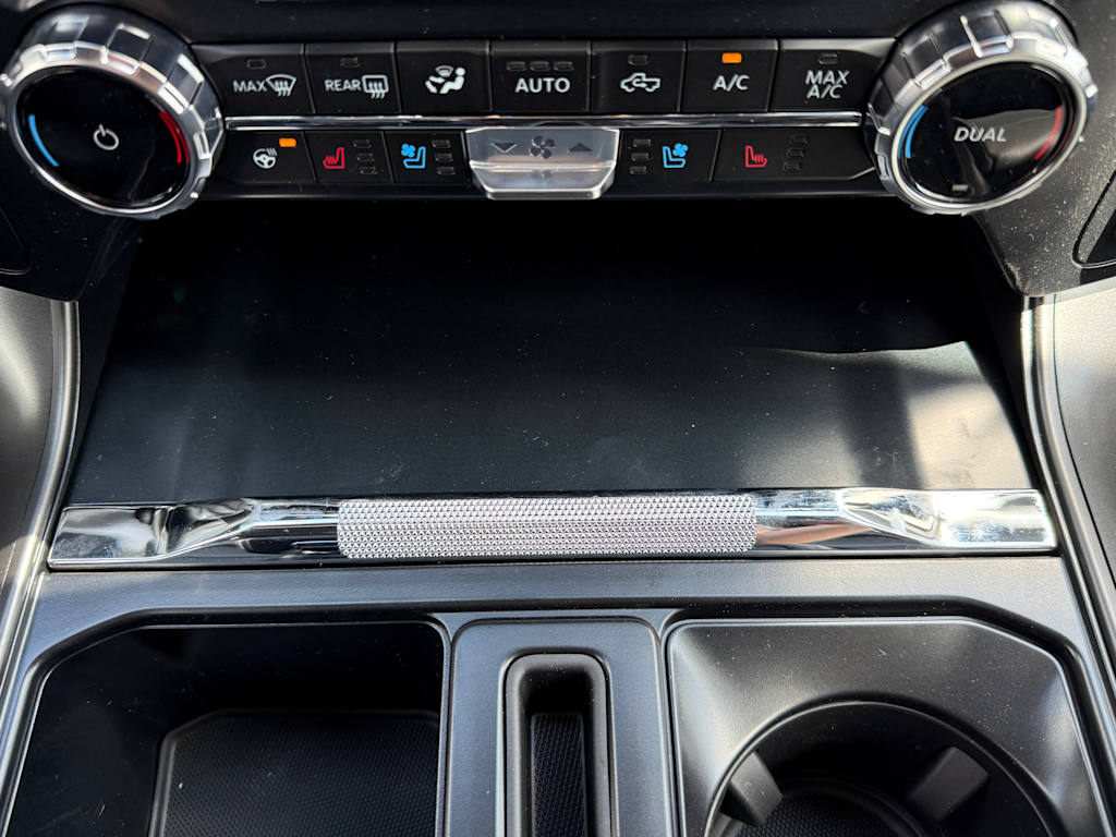 2025 Ford F-150 Lariat 14