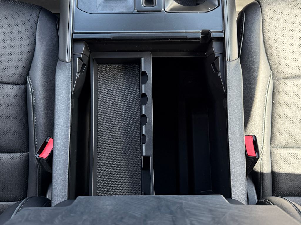 2025 Ford F-150 Lariat 9