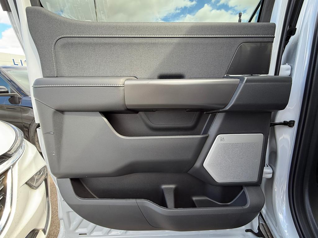 2025 Ford F-150 Lariat 31