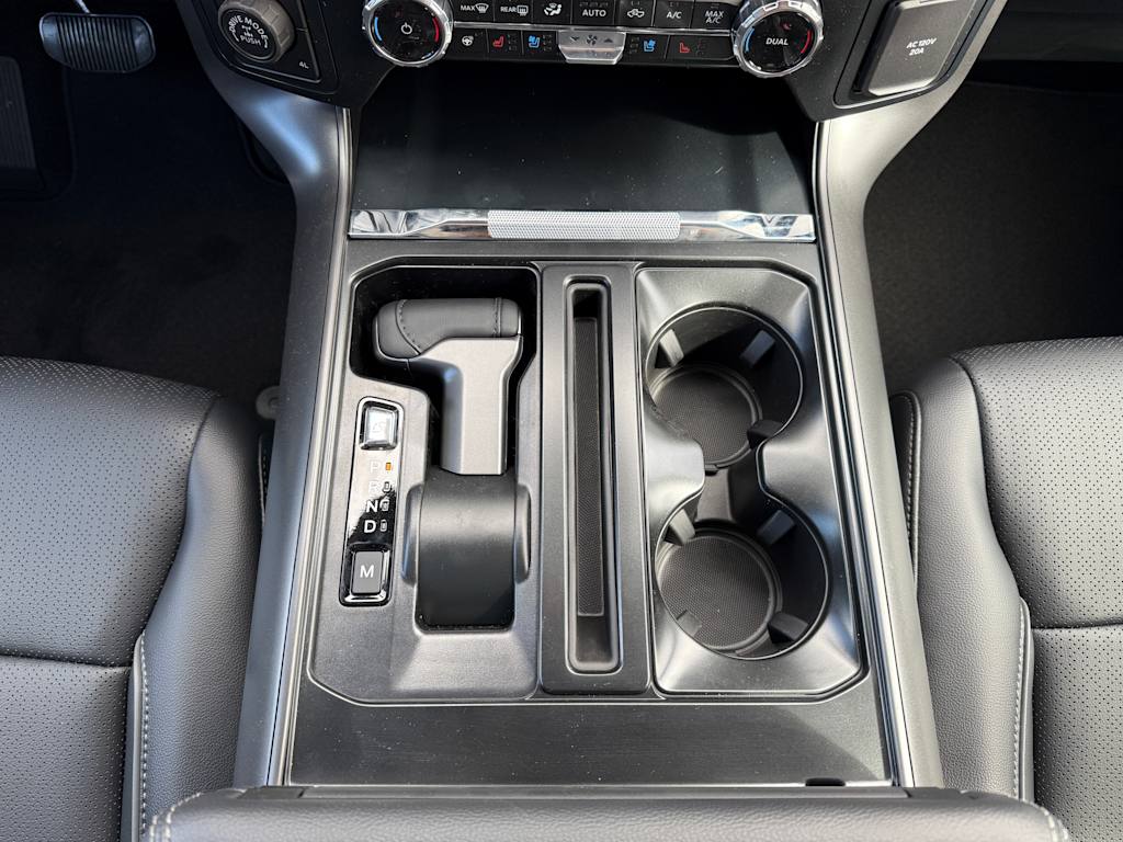 2025 Ford F-150 Lariat 25