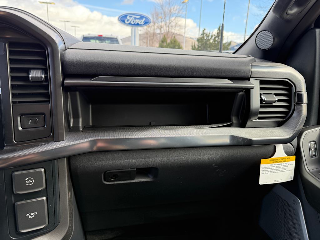 2025 Ford F-150 Lariat 30