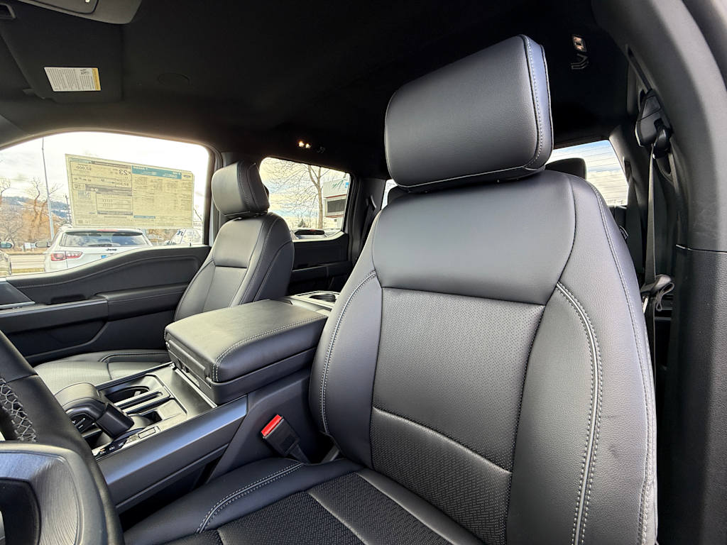 2025 Ford F-150 Lariat 8