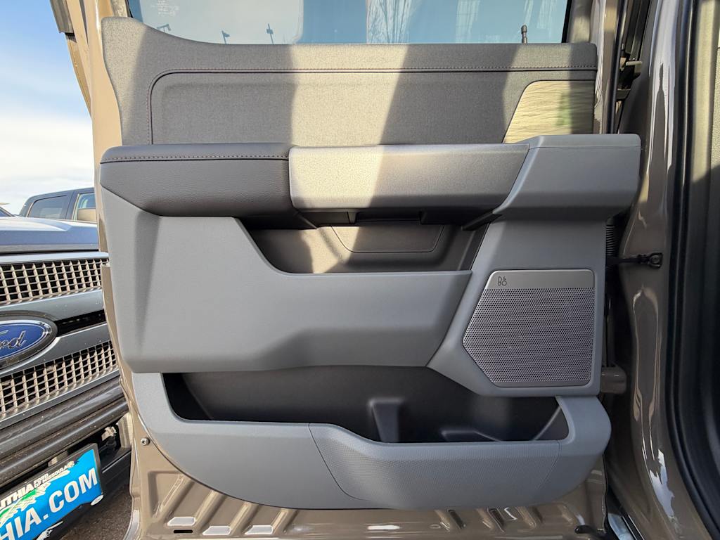 Thumbnail: 2025 Ford F-150 - 32