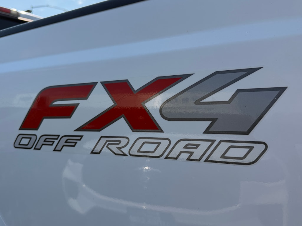 Thumbnail: 2006 Ford F-250 - 5