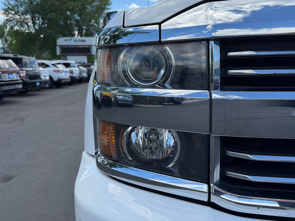 Thumbnail: 2015 Chevrolet Silverado 3500 - 6