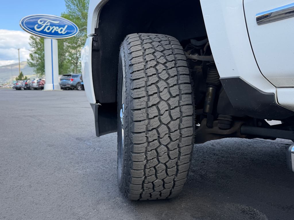 Thumbnail: 2015 Chevrolet Silverado 3500 - 30