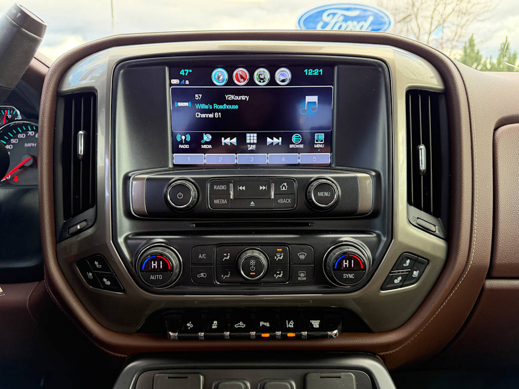 Thumbnail: 2019 Chevrolet Silverado 3500 - 11