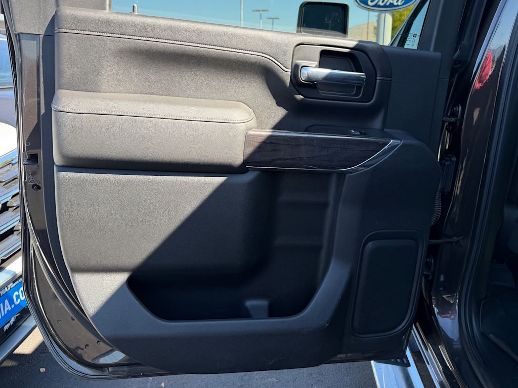 Thumbnail: 2020 Chevrolet Silverado 2500 - 25