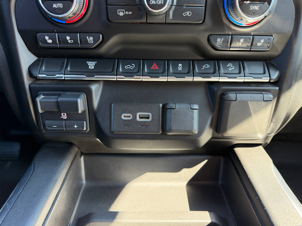Thumbnail: 2020 Chevrolet Silverado 2500 - 21