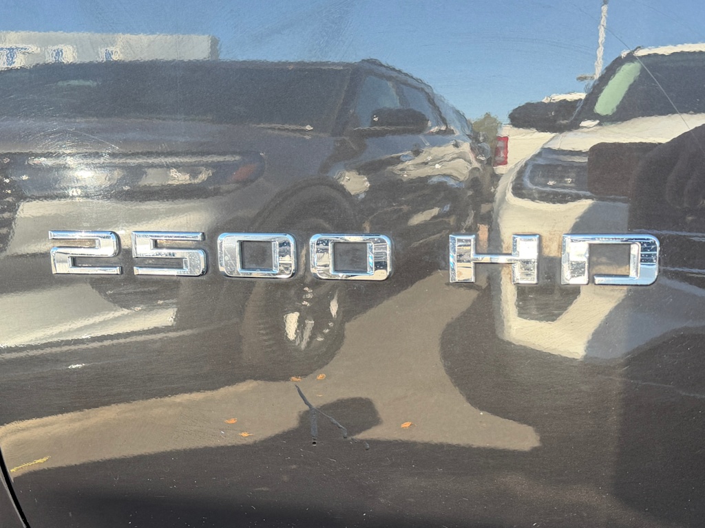 Thumbnail: 2020 Chevrolet Silverado 2500 - 28