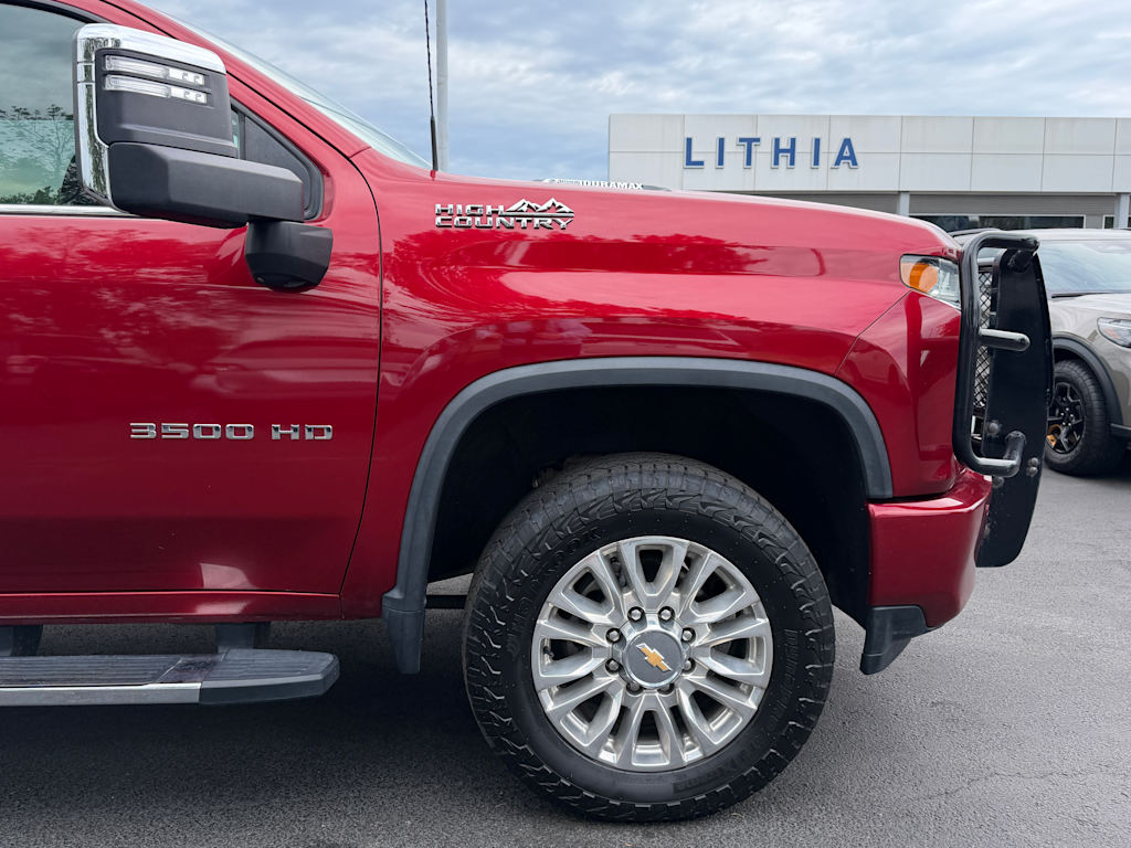 Thumbnail: 2022 Chevrolet Silverado 3500 - 8