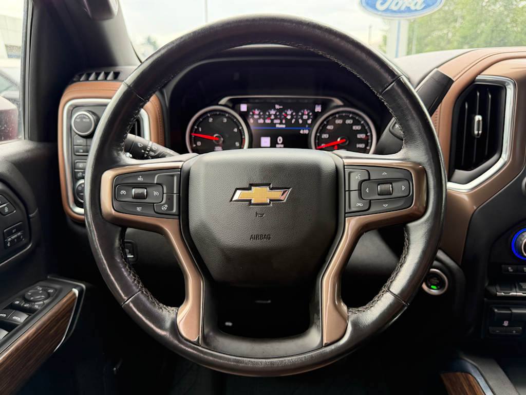 Thumbnail: 2022 Chevrolet Silverado 3500 - 9