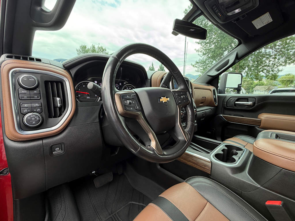 Thumbnail: 2022 Chevrolet Silverado 3500 - 2