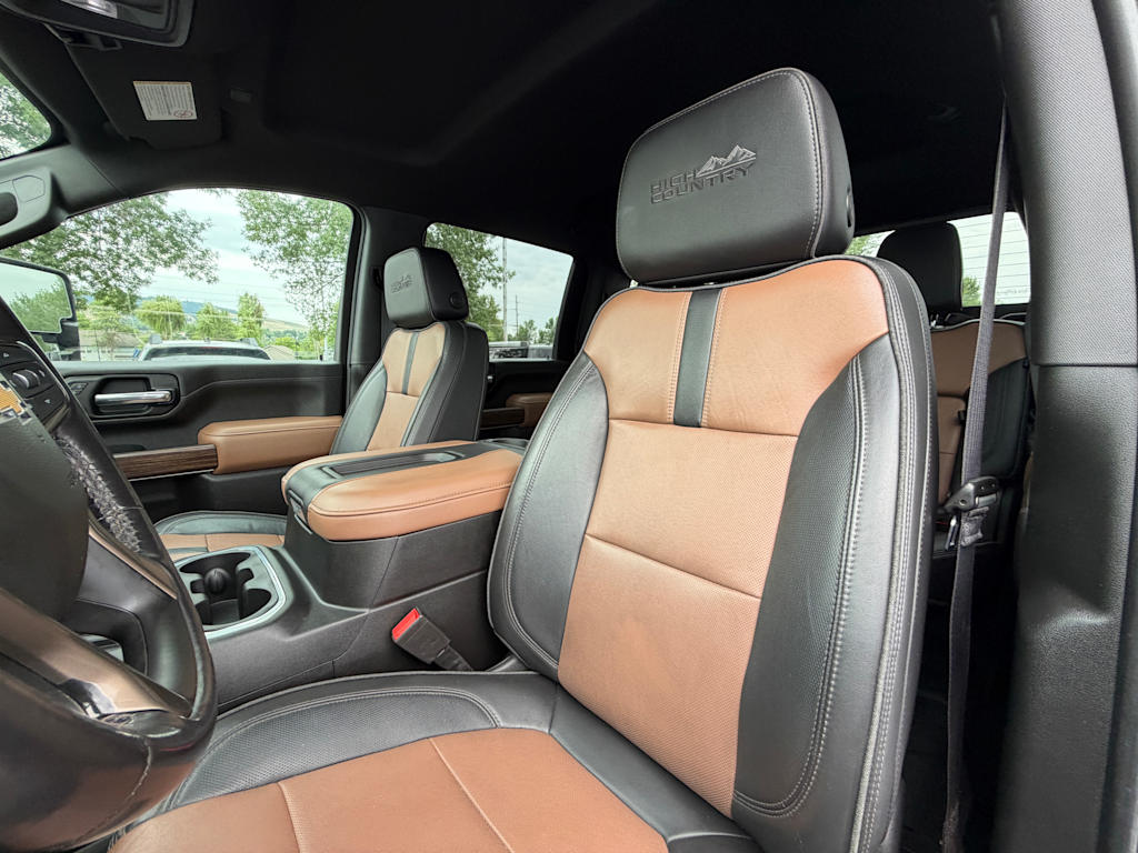 Thumbnail: 2022 Chevrolet Silverado 3500 - 10