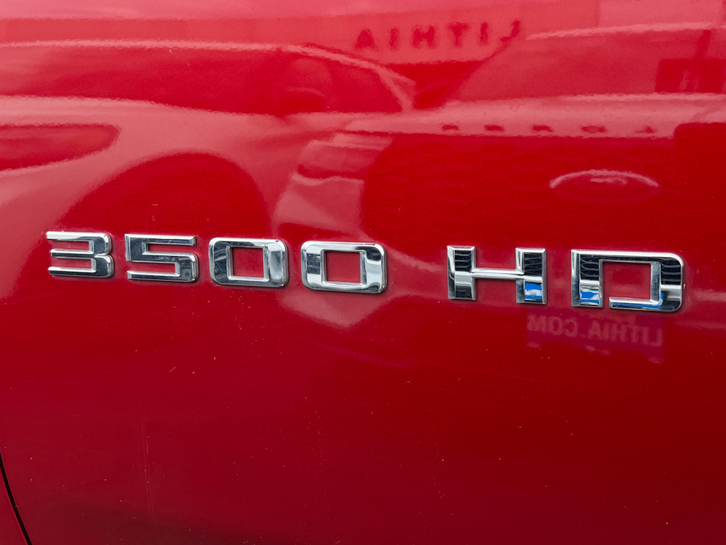 Thumbnail: 2022 Chevrolet Silverado 3500 - 32