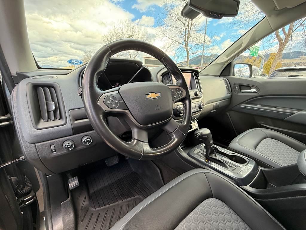 Thumbnail: 2018 Chevrolet Colorado - 3