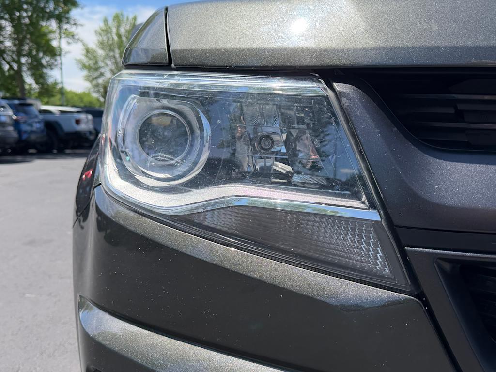Thumbnail: 2018 Chevrolet Colorado - 17