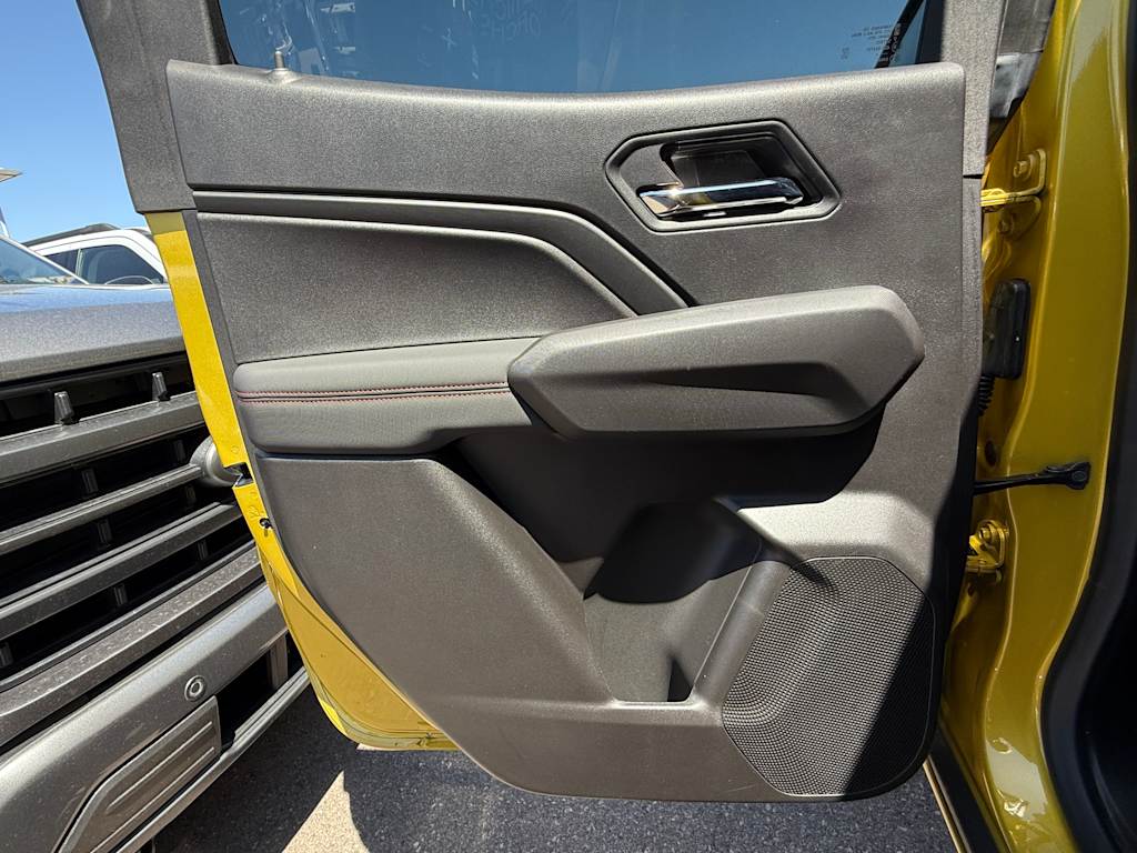 Thumbnail: 2024 Chevrolet Colorado - 26