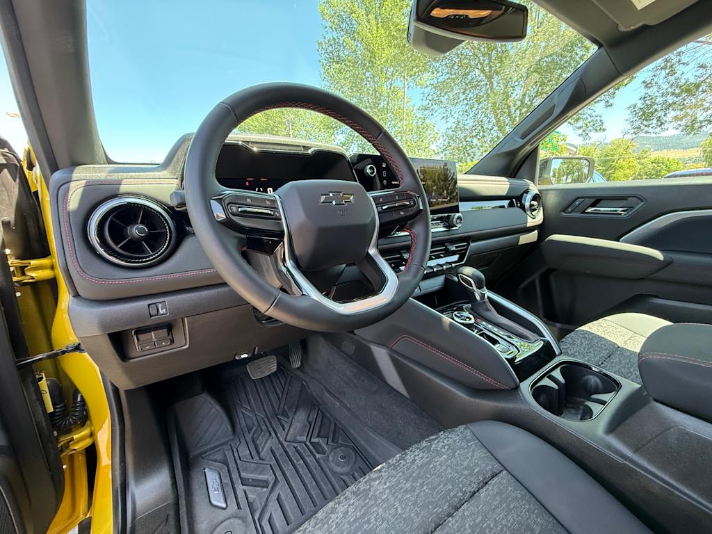 Thumbnail: 2024 Chevrolet Colorado - 2
