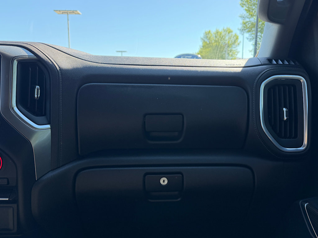 Thumbnail: 2021 Chevrolet Silverado 1500 - 23