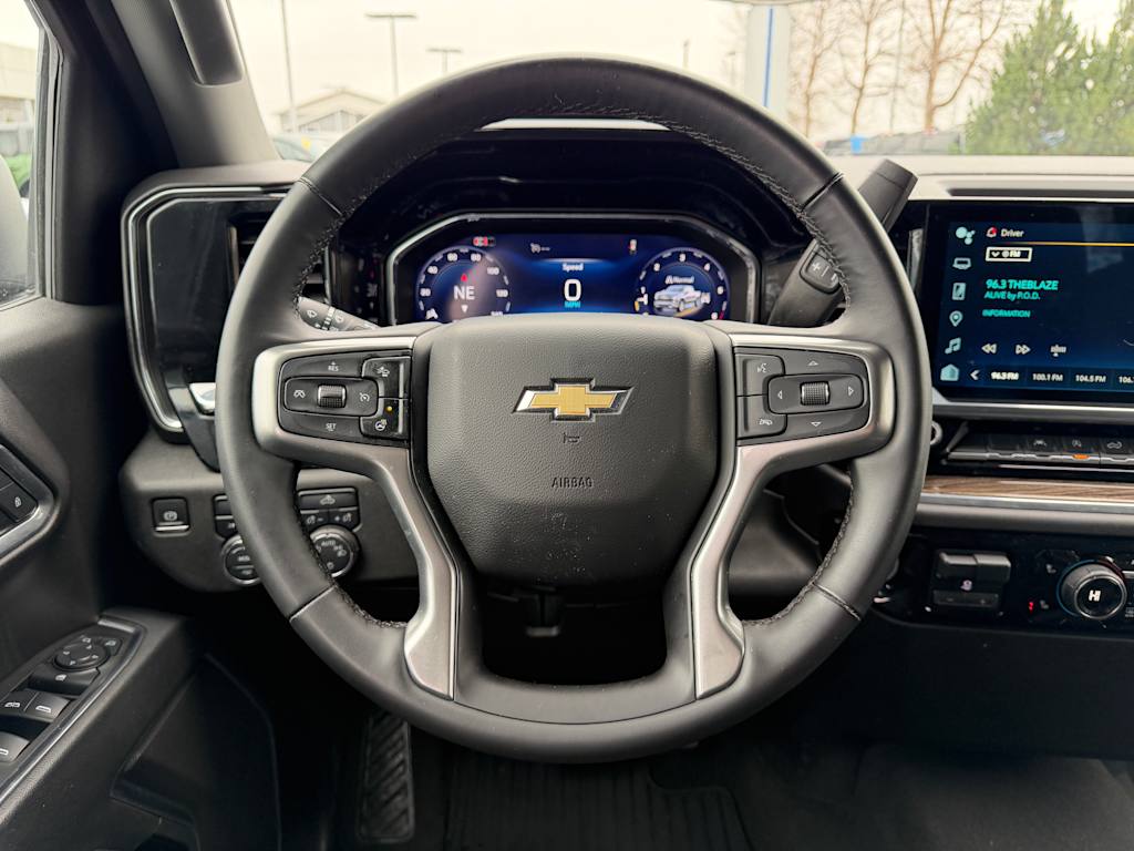 Thumbnail: 2025 Chevrolet Silverado 1500 - 9