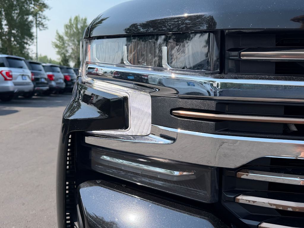 Thumbnail: 2022 Chevrolet Silverado 1500 - 17
