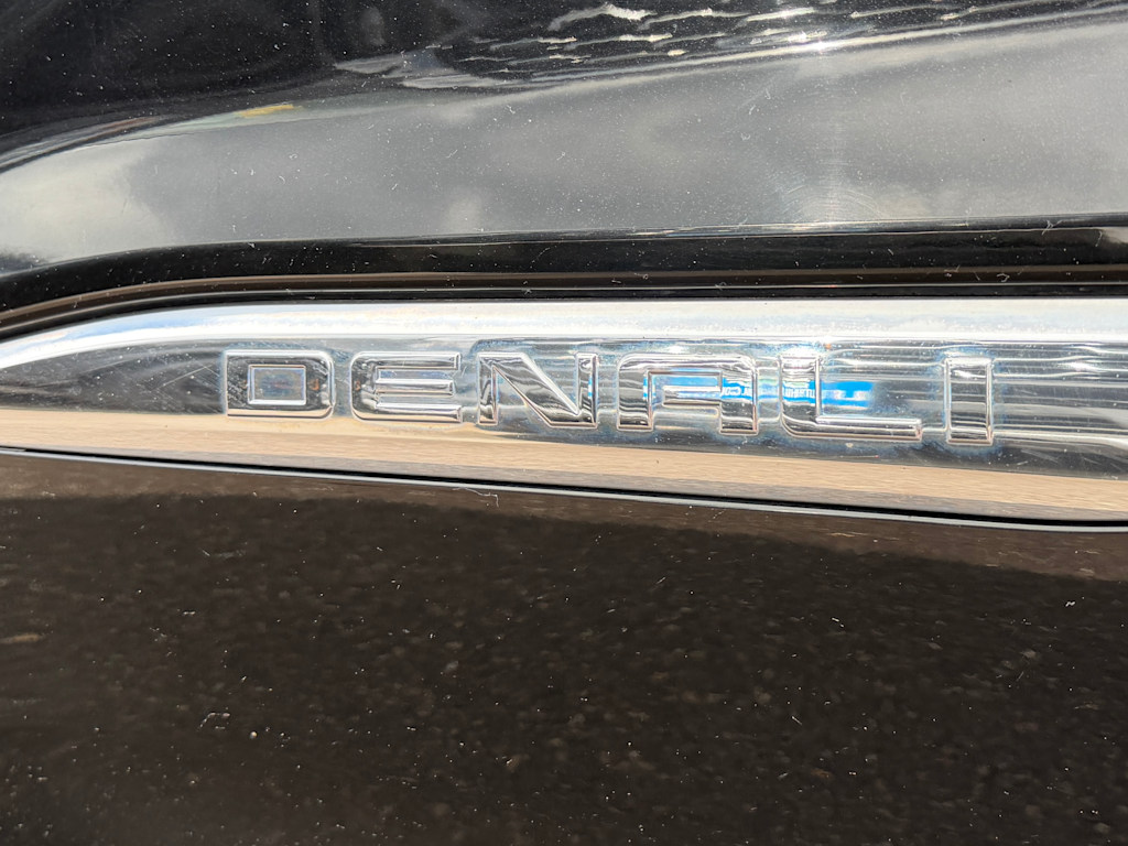 Thumbnail: 2019 GMC Acadia - 31