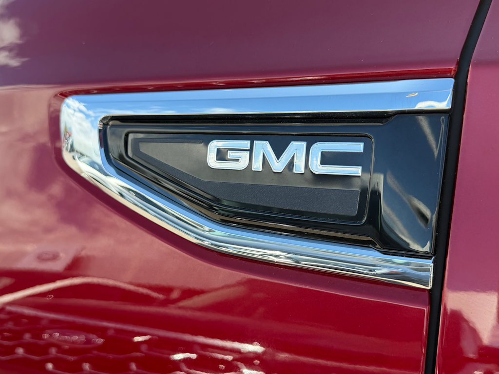 Thumbnail: 2021 GMC Yukon - 31