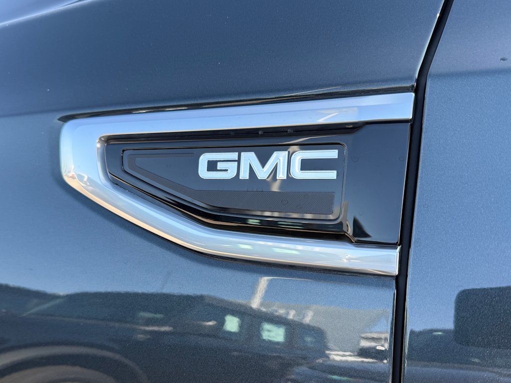 Thumbnail: 2021 GMC Yukon - 28