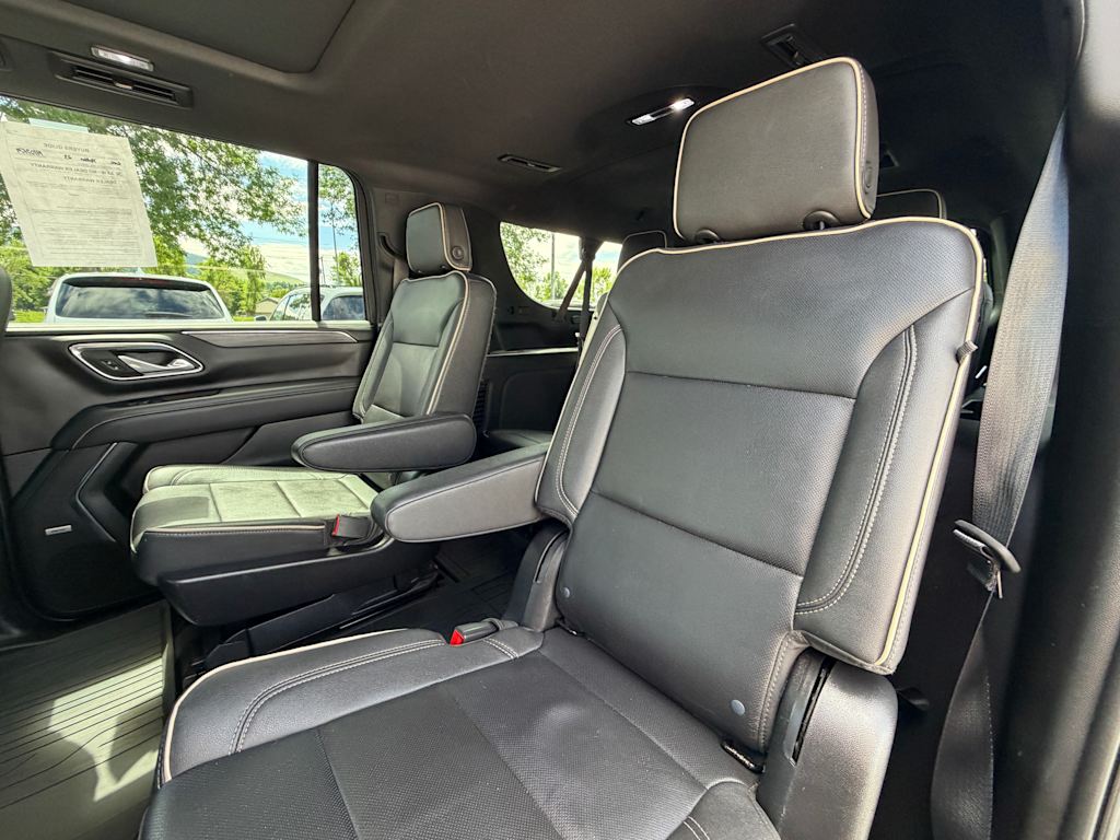 Thumbnail: 2023 GMC Yukon XL - 7