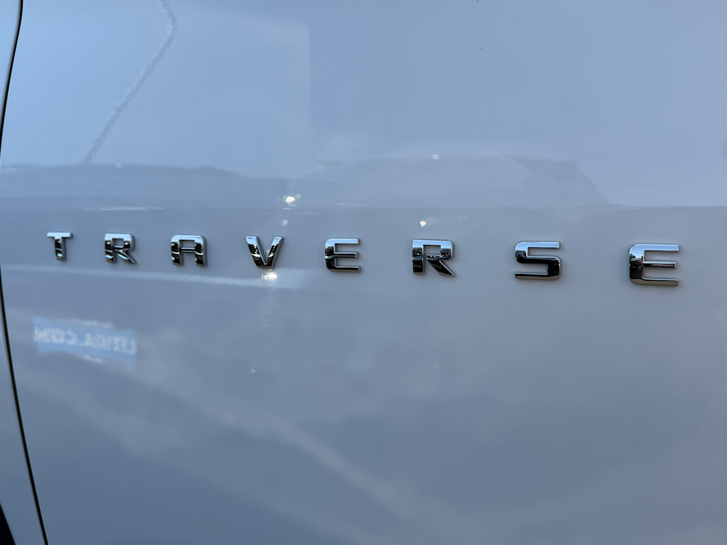 Thumbnail: 2021 Chevrolet Traverse - 5