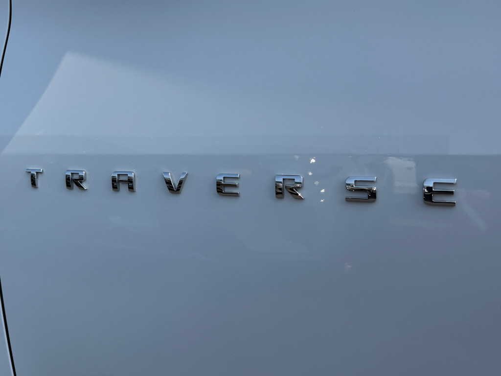 Thumbnail: 2021 Chevrolet Traverse - 6
