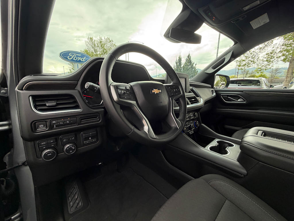 Thumbnail: 2024 Chevrolet Suburban - 2