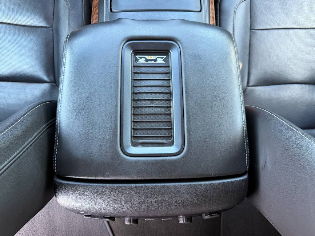 Thumbnail: 2018 Chevrolet Tahoe - 25