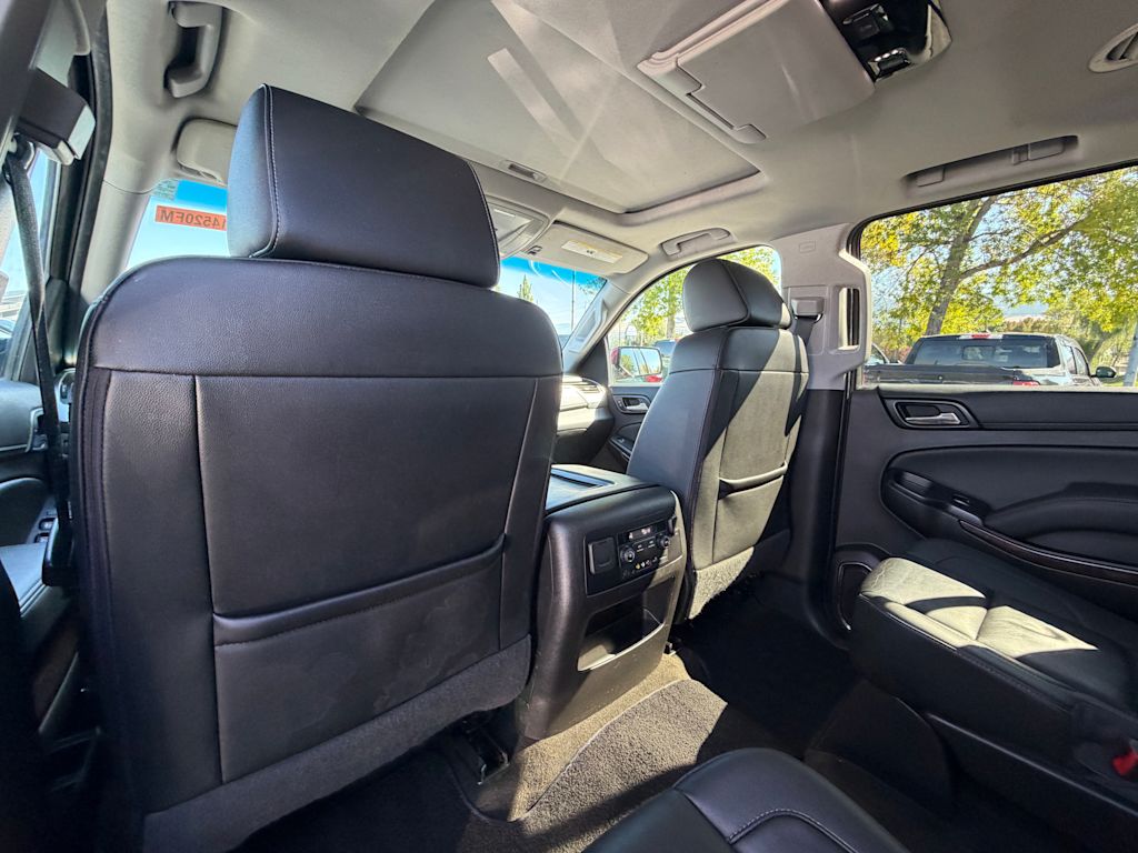 Thumbnail: 2016 Chevrolet Suburban - 10