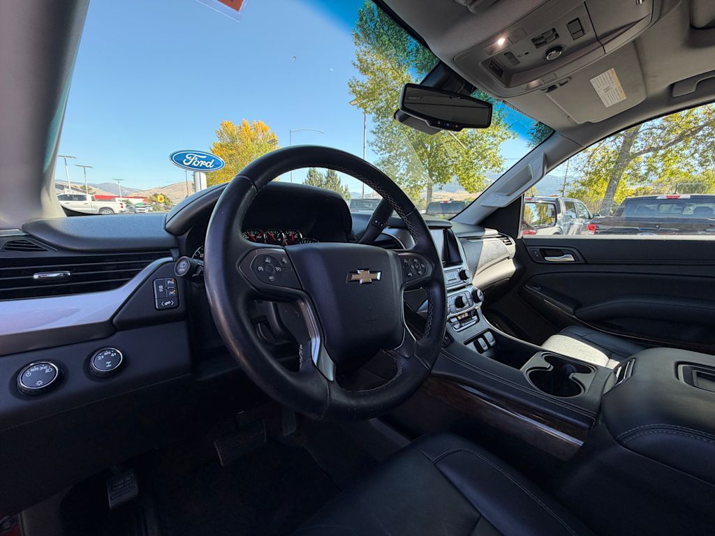 Thumbnail: 2016 Chevrolet Suburban - 2
