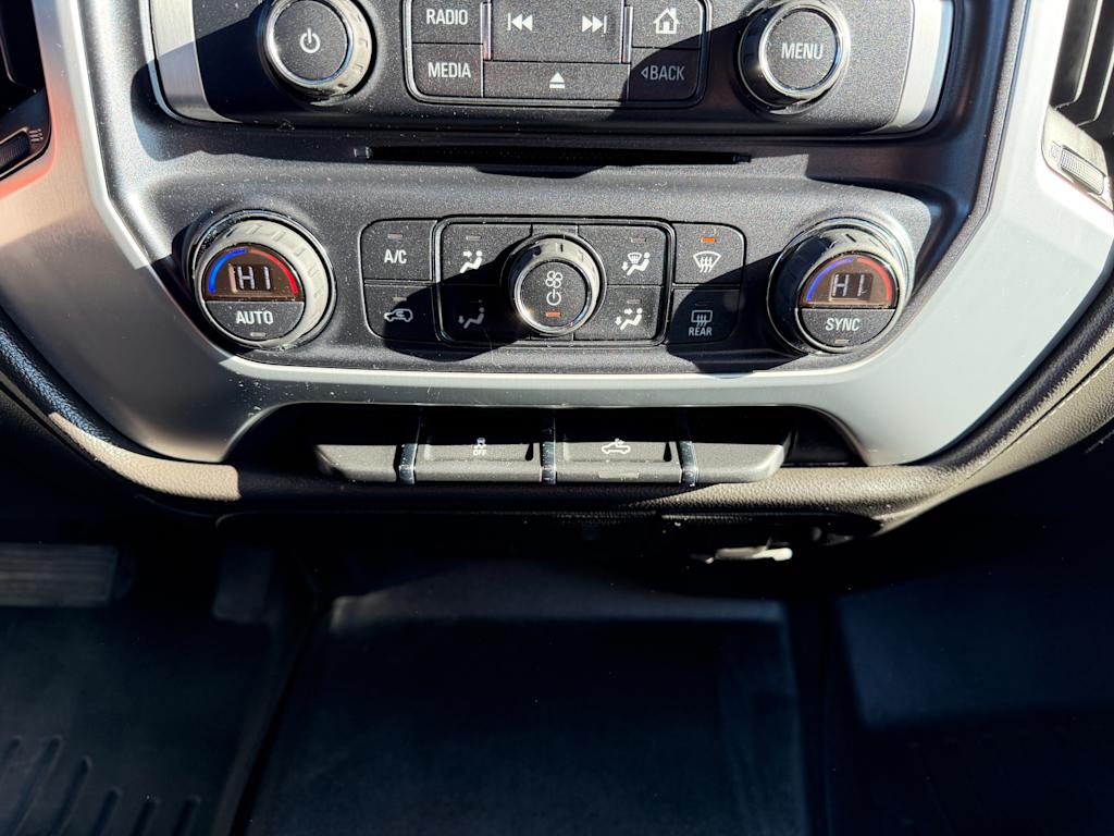 Thumbnail: 2015 GMC Sierra 2500 - 21