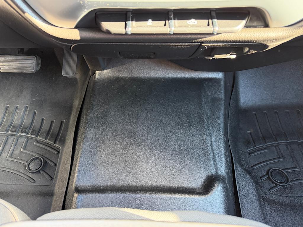 Thumbnail: 2015 GMC Sierra 2500 - 22