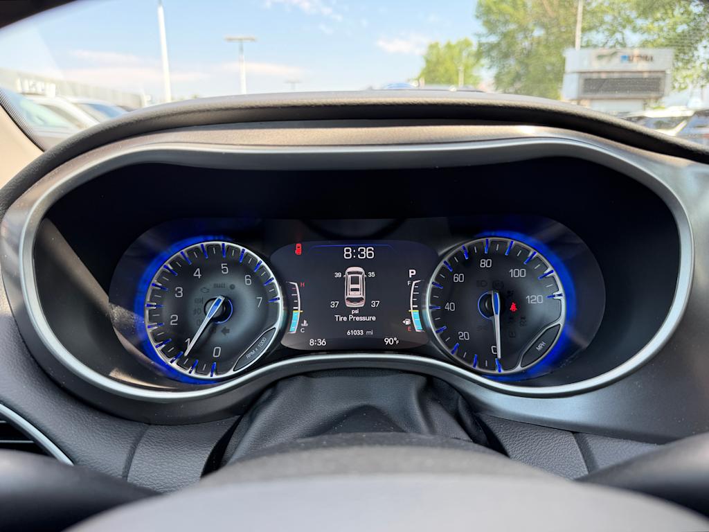 Thumbnail: 2024 Chrysler Pacifica - 12