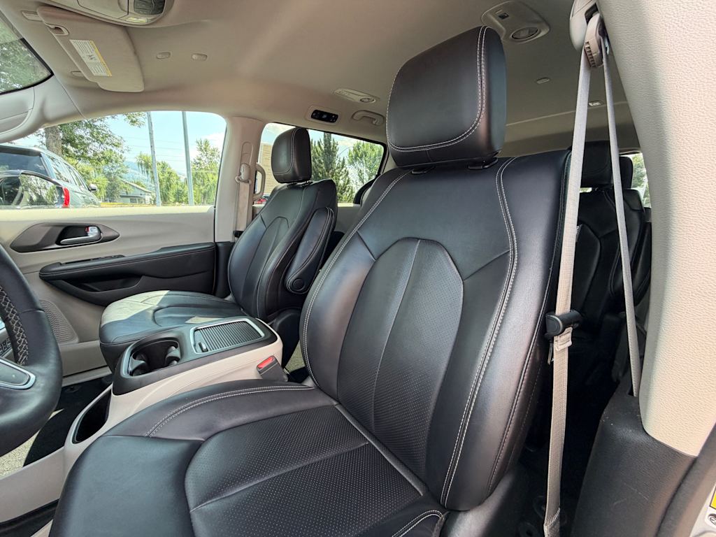 Thumbnail: 2024 Chrysler Pacifica - 7