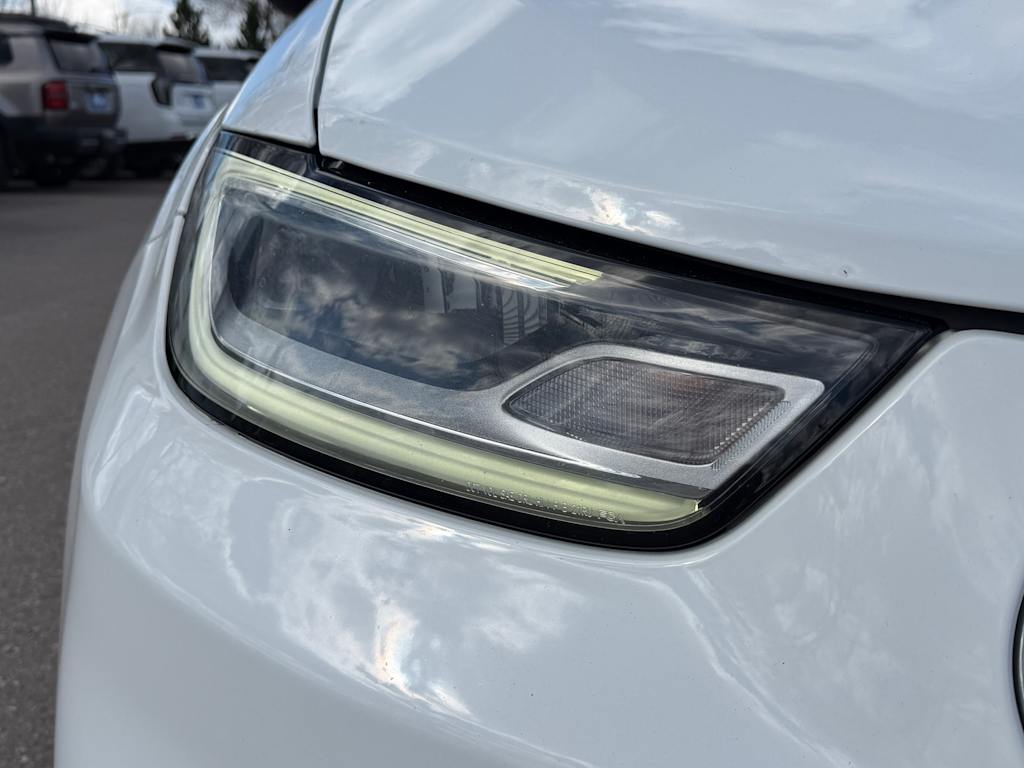 Thumbnail: 2023 Chrysler Pacifica - 15