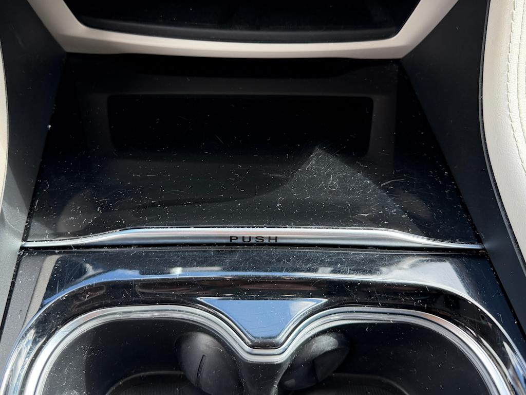 Thumbnail: 2023 Chrysler Pacifica - 13