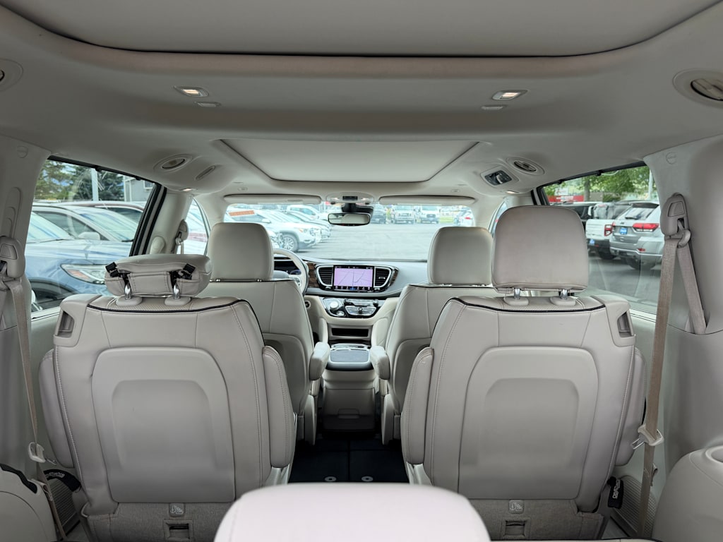 Thumbnail: 2021 Chrysler Pacifica - 29
