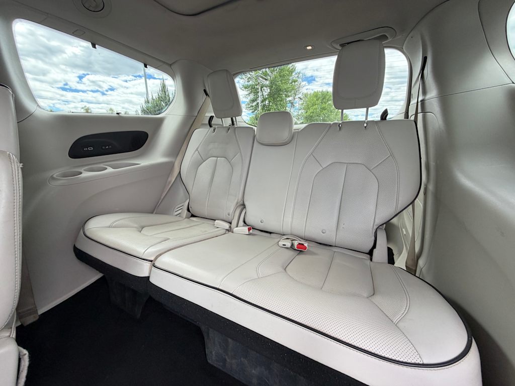 Thumbnail: 2021 Chrysler Pacifica - 28